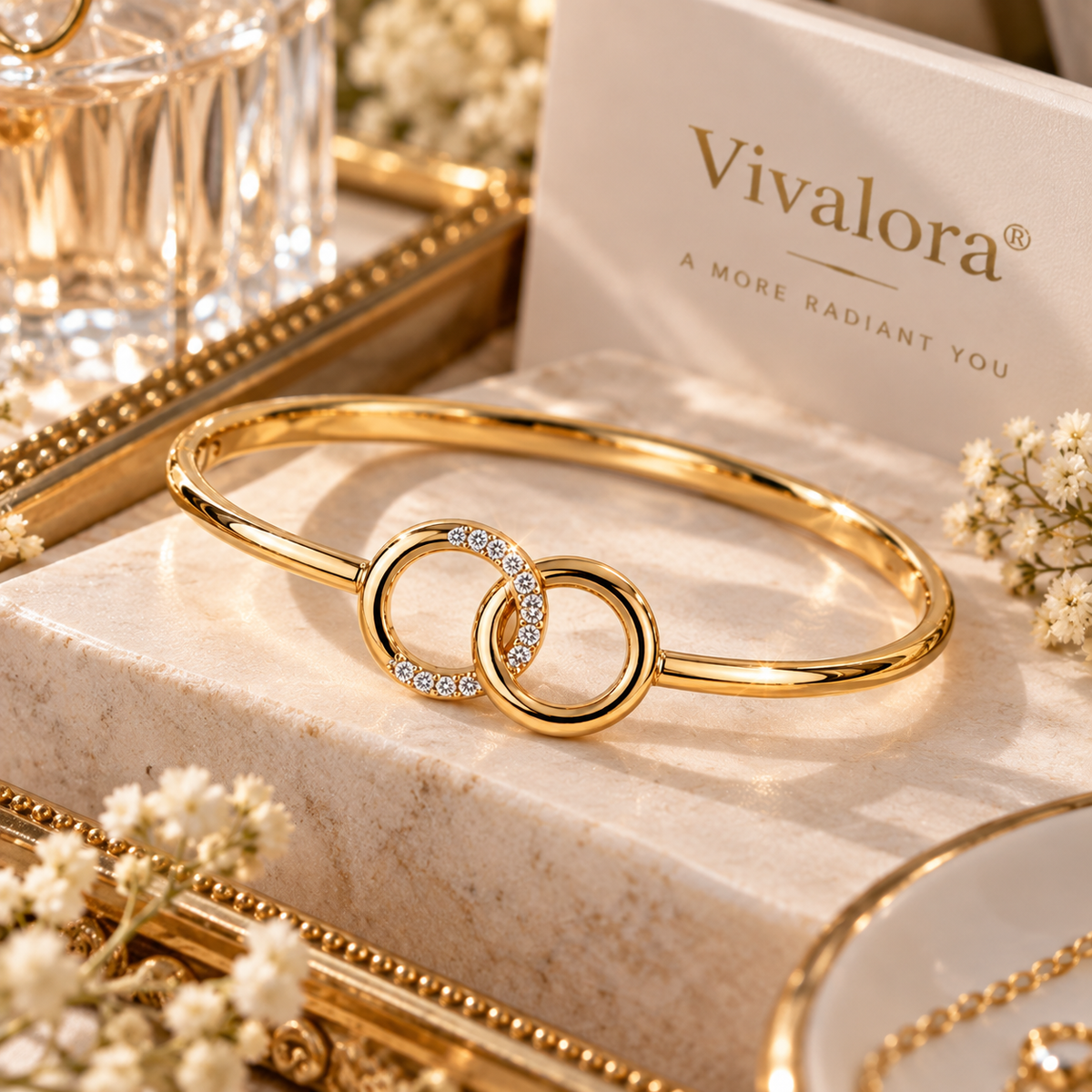 Vivalora® Interlocking Love Bangle